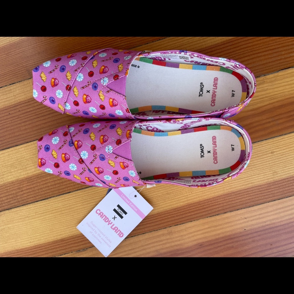 Limited Edition Toms Candy Land print Size 7